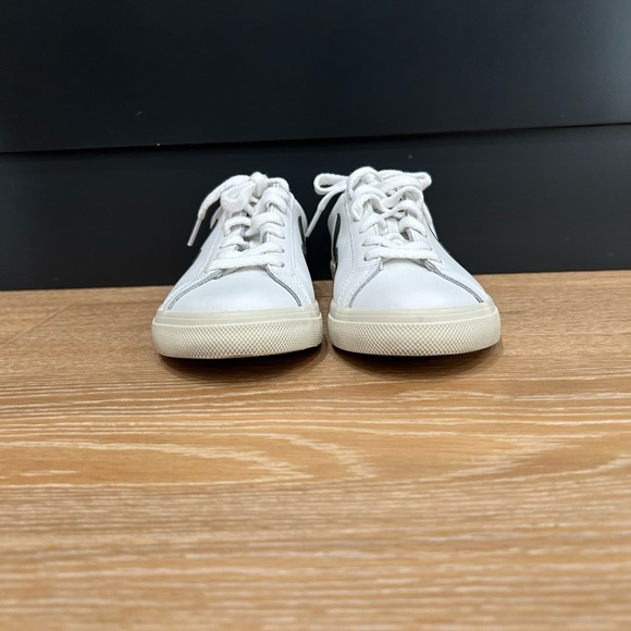 Veja Campos Bicolor women’s size 5 - Picture 3 of 9